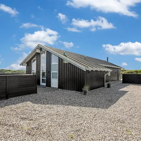 Tume - 250m From The Sea By Interhome *