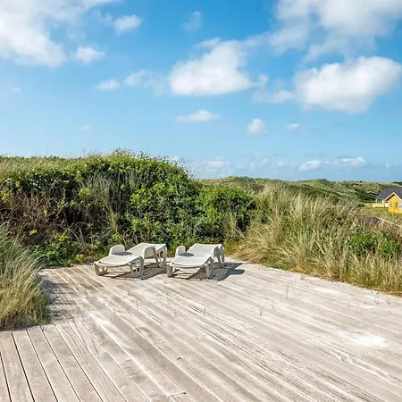 Tume - 250m From The Sea By Interhome