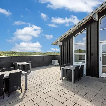 Holiday home Tume - 250m From The Sea By Interhome *